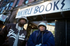 Talib Kweli & Mos Def. http://www.thevinylbridge.com/wp-content/uploads/2013/03/Black-Star-Talib-Kweli-and-Mos-Def-at-Nkiru-Books.jpg